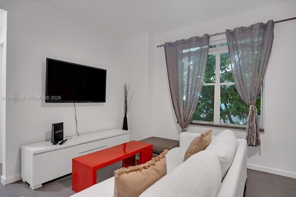 747 Michigan Ave , Unit 201, Miami Beach, FL 33139 Photo