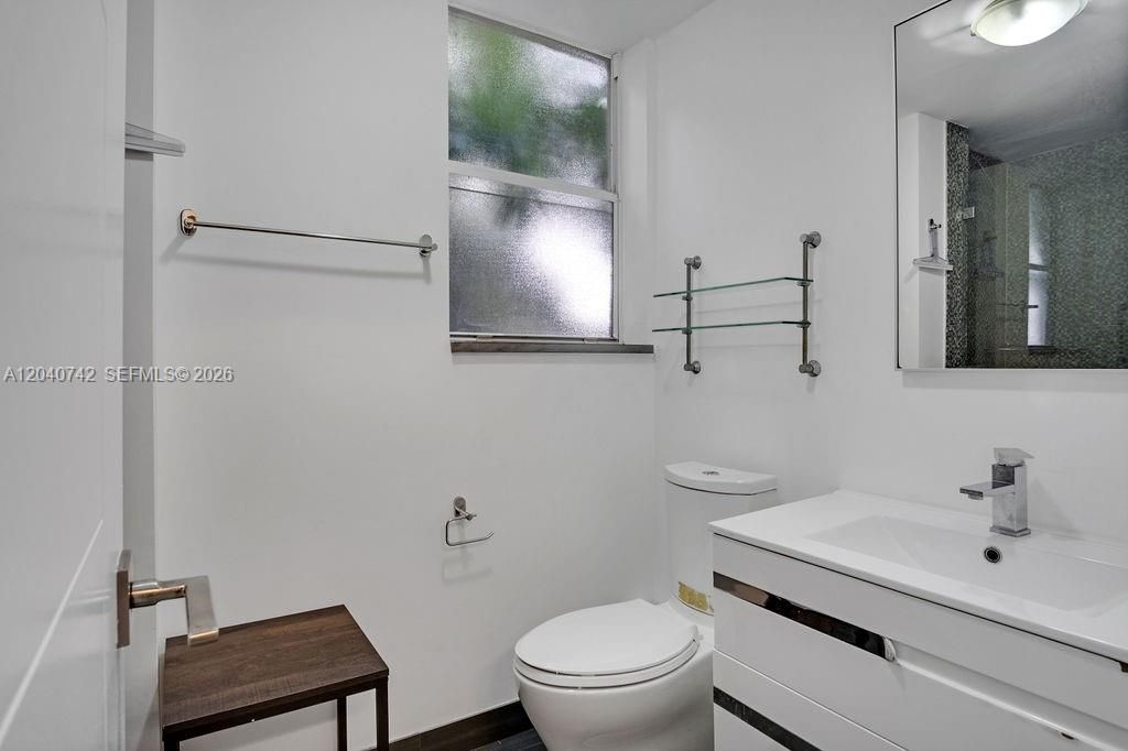 747 Michigan Ave , Unit 201, Miami Beach, FL 33139 Photo