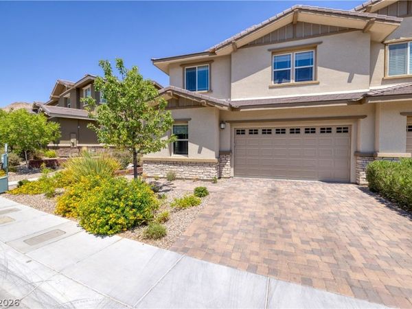 10360 Pescado Lane , Las Vegas, NV 89135