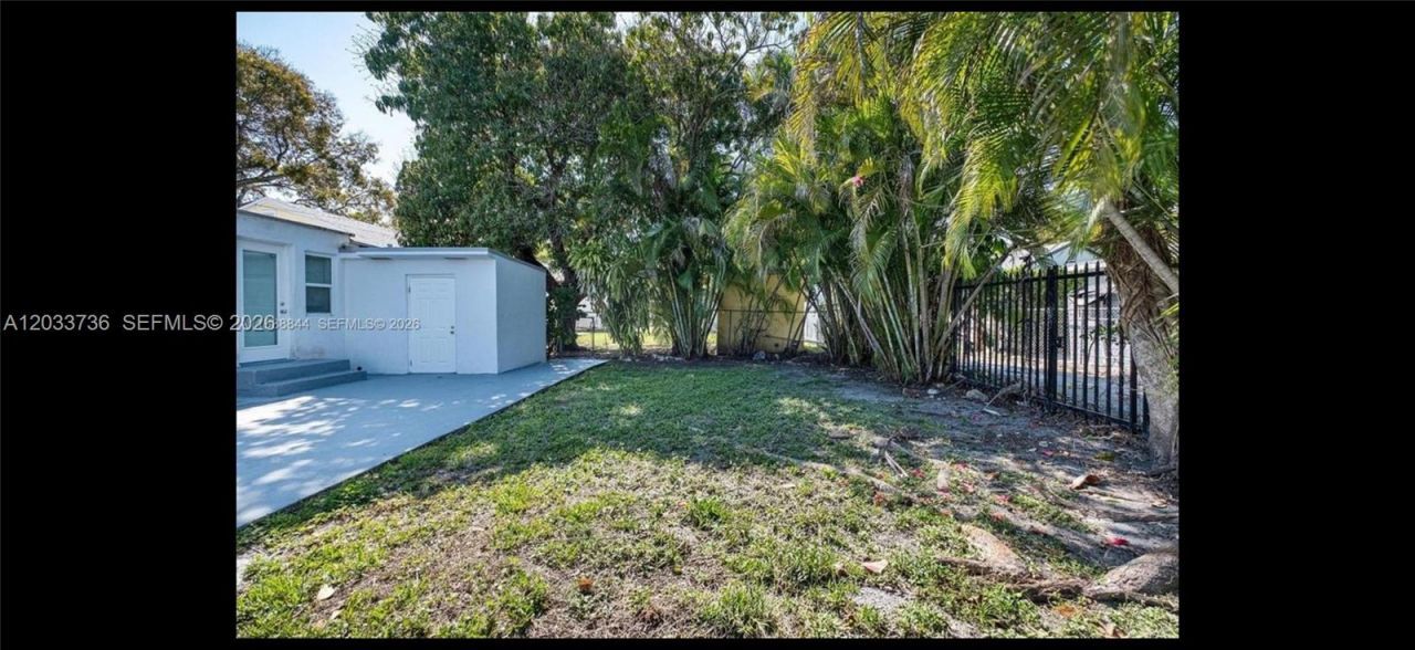 529 NW 42nd St , Miami, FL 33127 Photo
