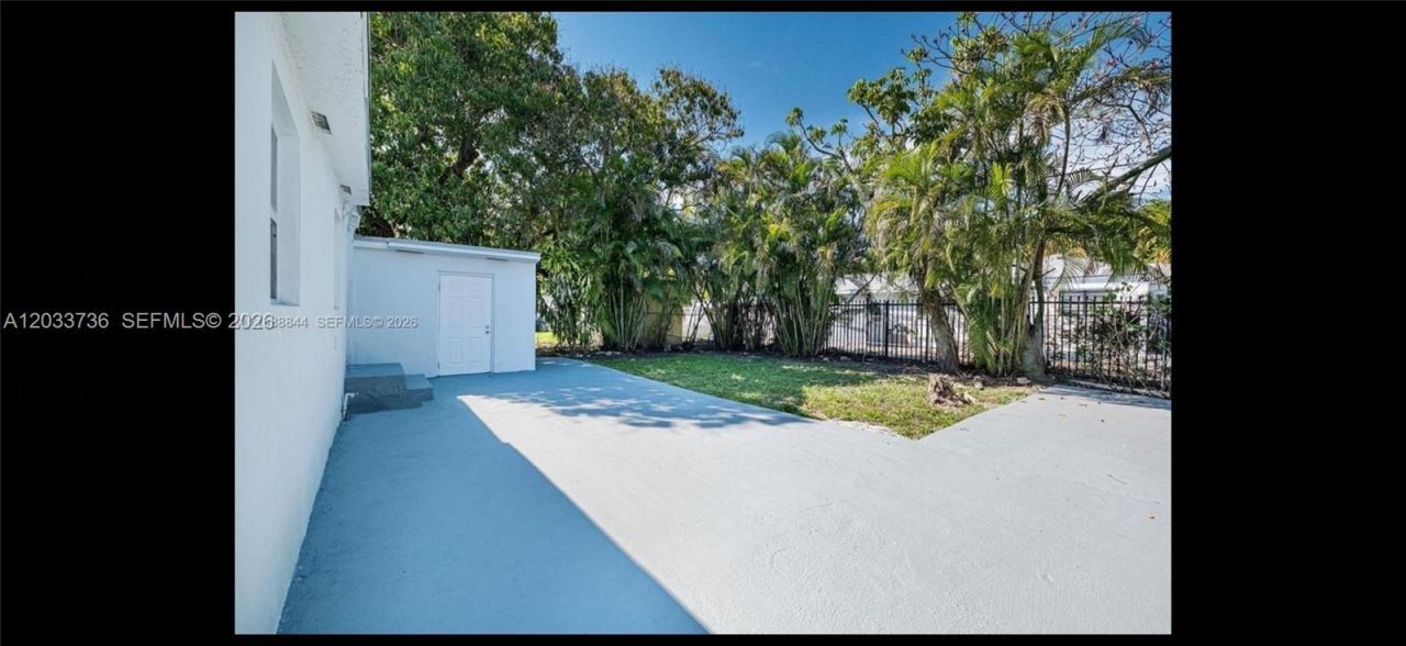 529 NW 42nd St , Miami, FL 33127 Photo