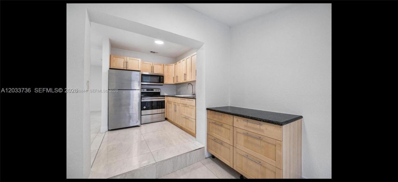 529 NW 42nd St , Miami, FL 33127 Photo