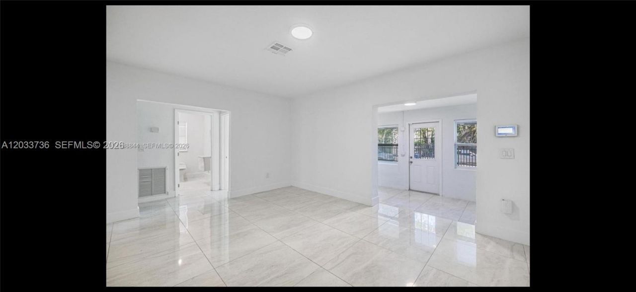 529 NW 42nd St , Miami, FL 33127 Photo