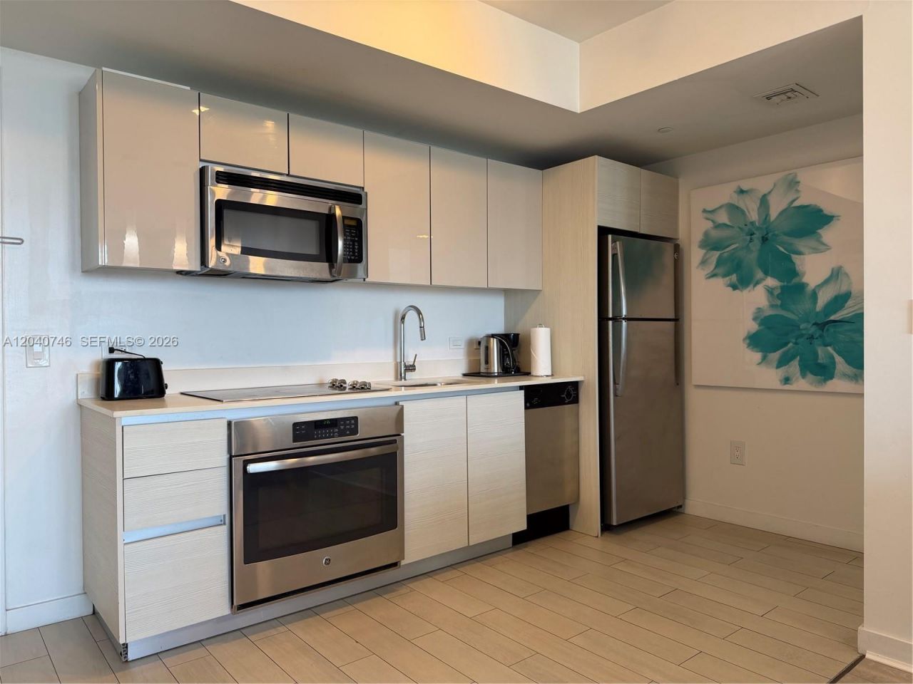 2602 E Hallandale Beach Blvd , Unit R1910, Hallandale Beach, FL 33009 Photo