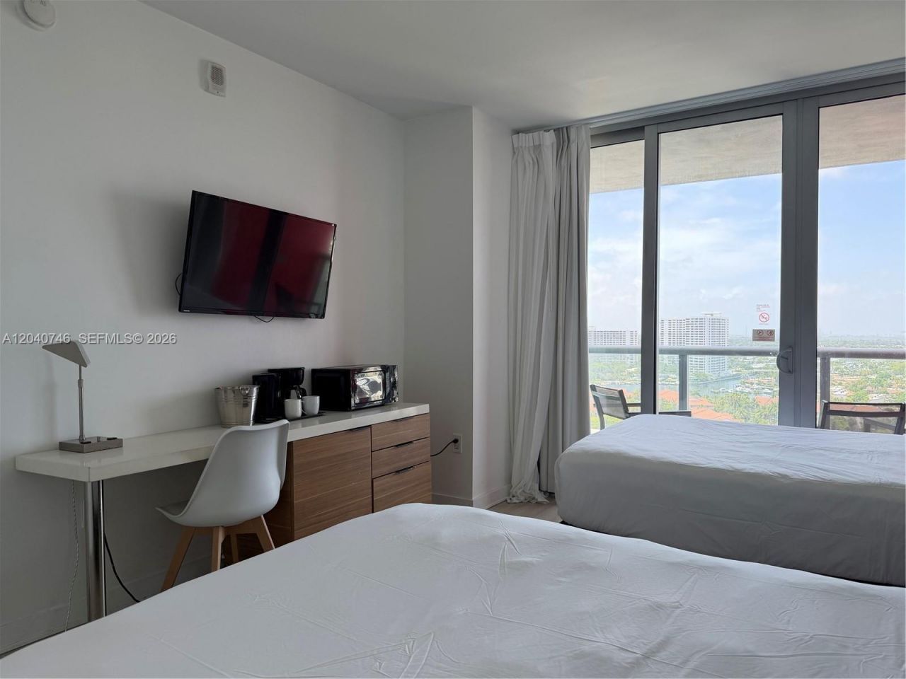 2602 E Hallandale Beach Blvd , Unit R1910, Hallandale Beach, FL 33009 Photo
