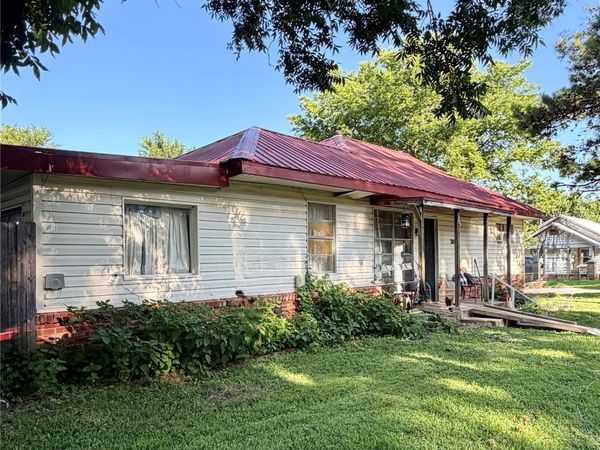 309 S Rogers Avenue , Cleveland, OK 74020