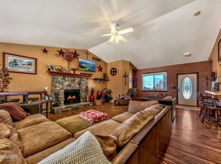 2827 Wade Street, Minden, NV 89423 Photo