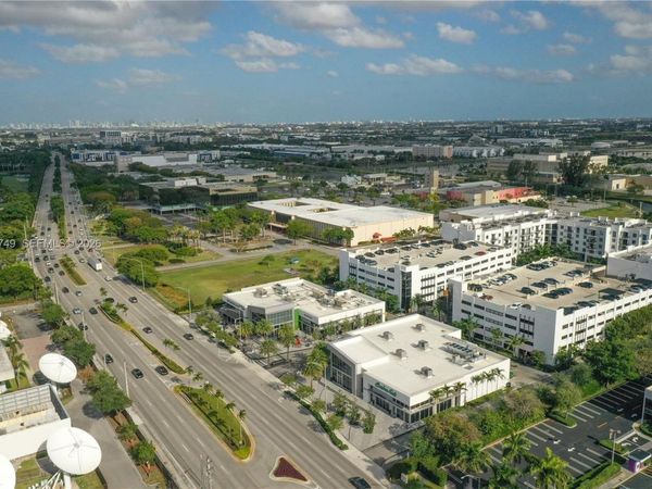 9420 NW 41st St, Unit 2, Doral, FL 33178