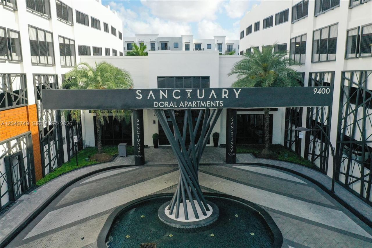 9420 NW 41st St, Unit 2, Doral, FL 33178 Photo