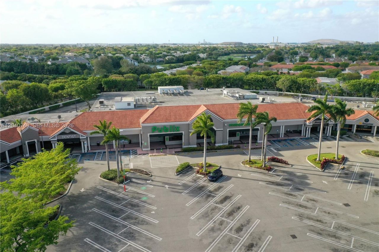9420 NW 41st St , Unit 2, Doral, FL 33178 Photo