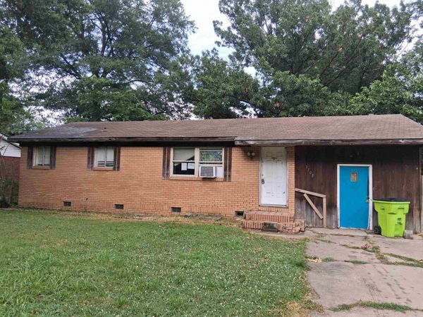 1108 N Porter Street , Stuttgart, AR 72160