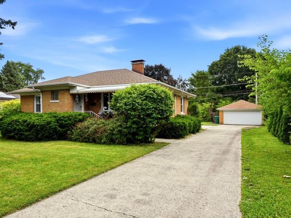 204 S Reedwood Drive , Joliet, IL 60436
