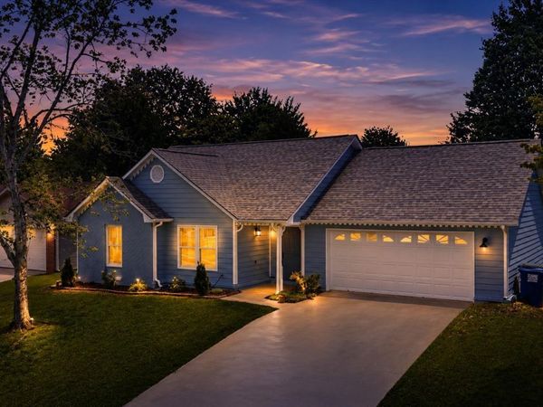 109 Bridgestone Drive NE, Huntsville, AL 35811