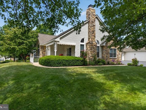 189 LIONS GATE CIRCLE, SOUDERTON, PA 18964