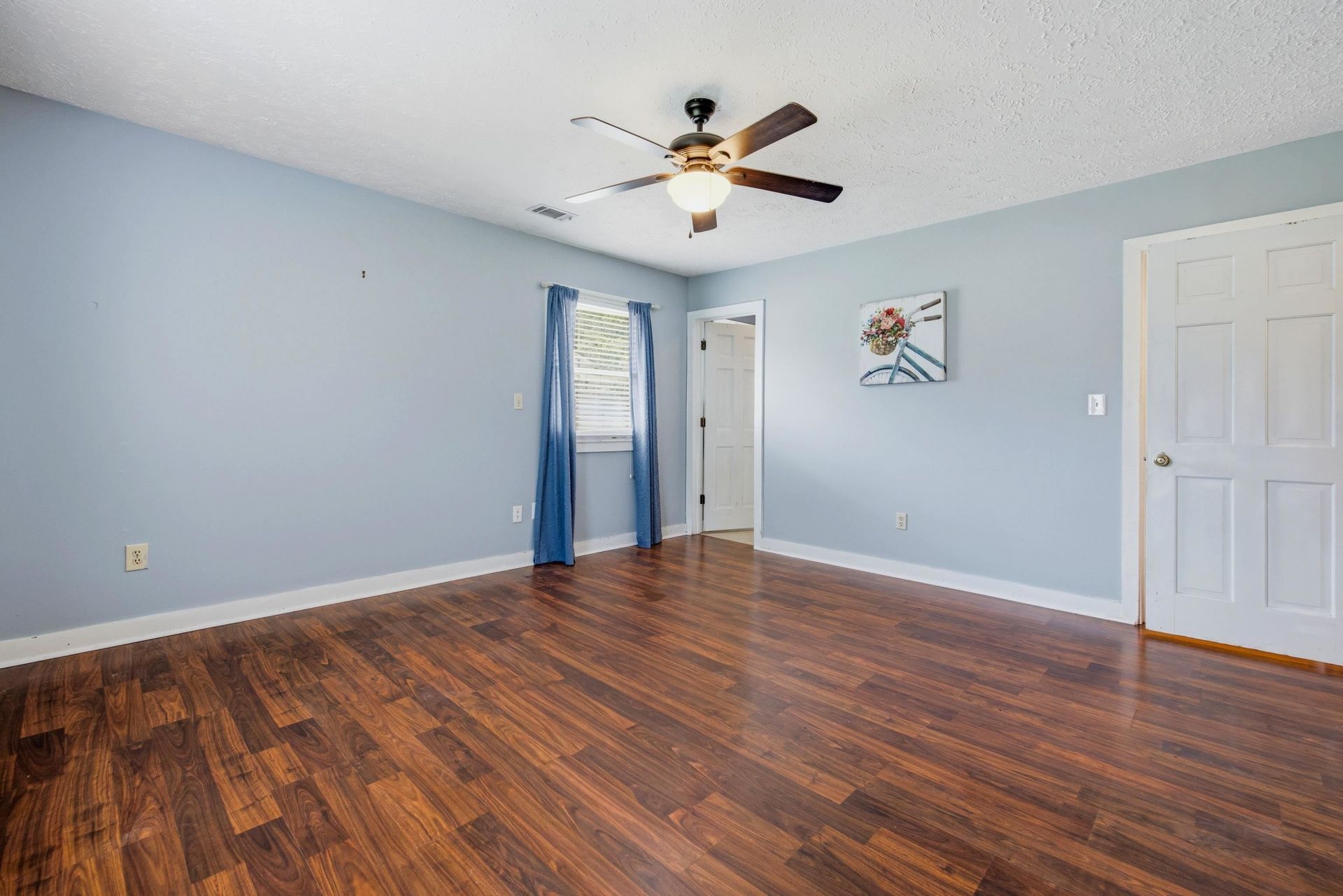 413 Paul St. Photo 30