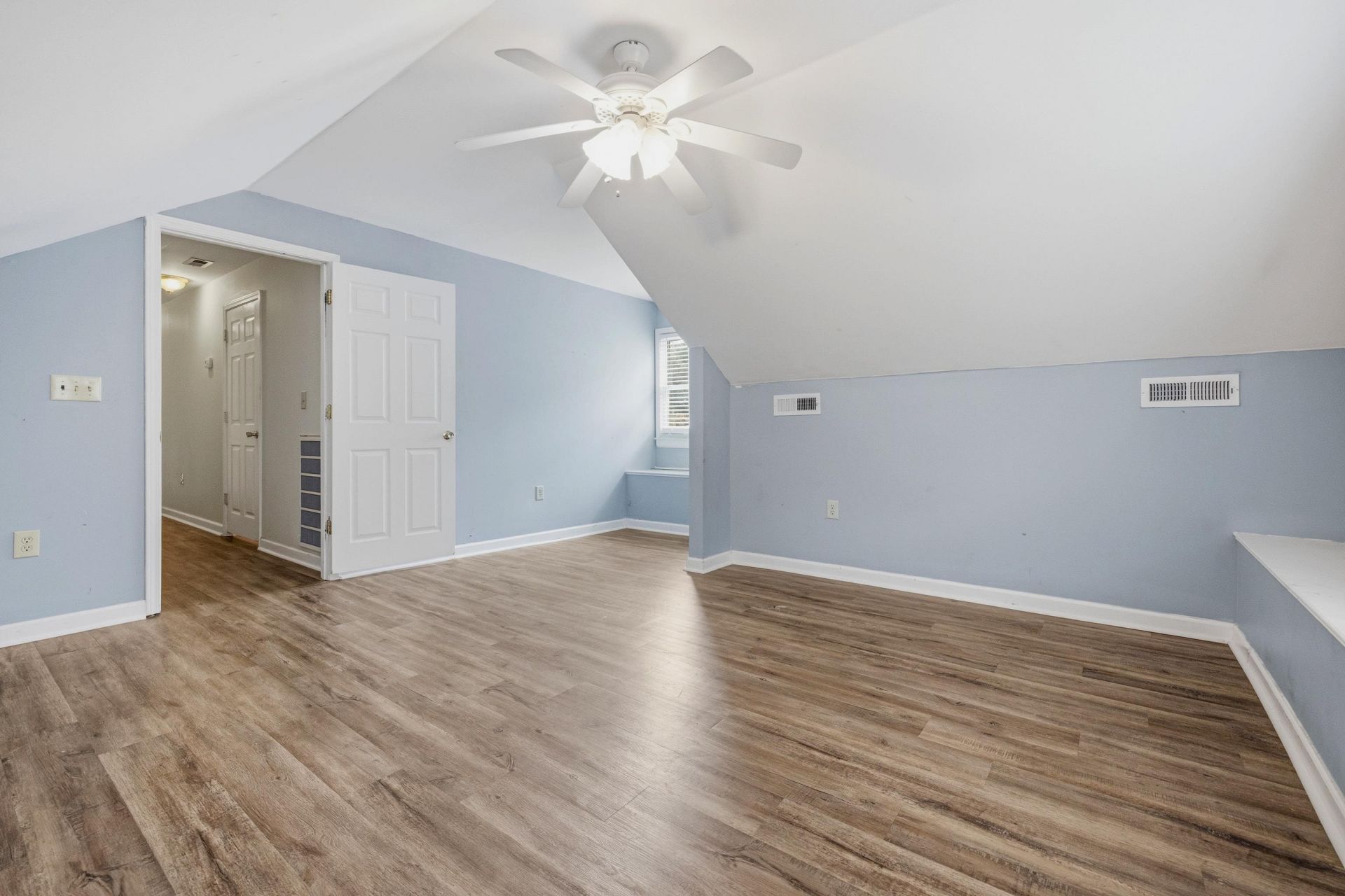 413 Paul St. Photo 44