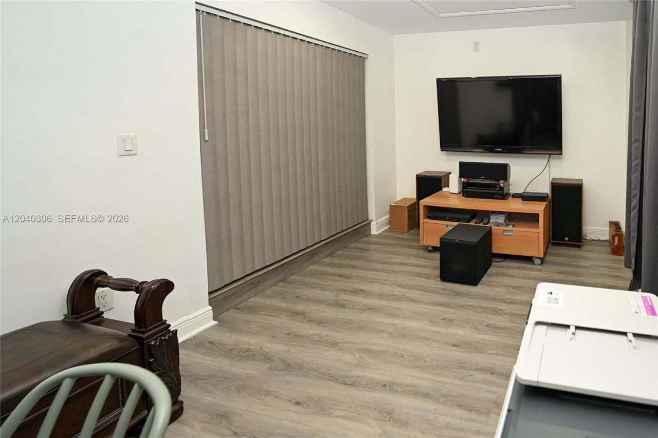 6930 Coolidge St , Hollywood, FL 33024 Photo