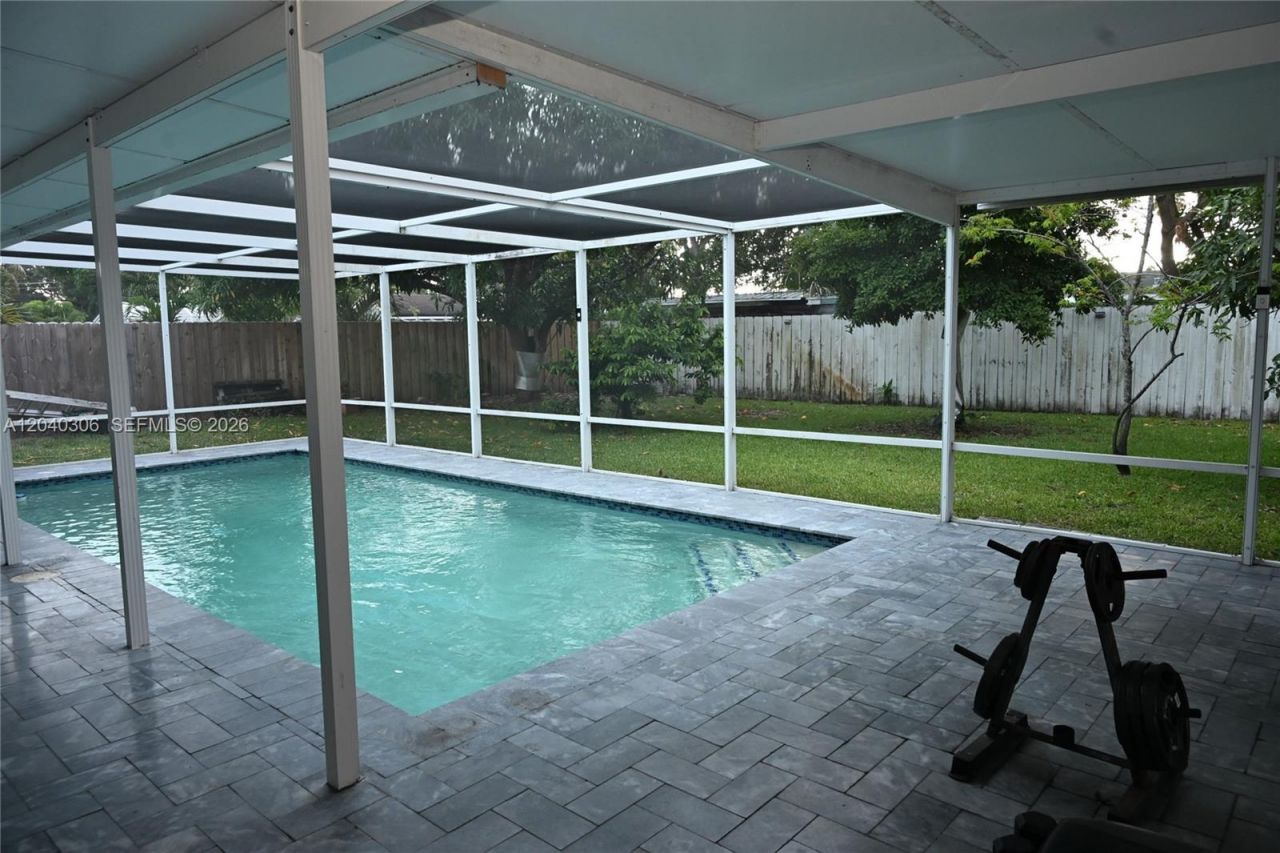 6930 Coolidge St , Hollywood, FL 33024 Photo