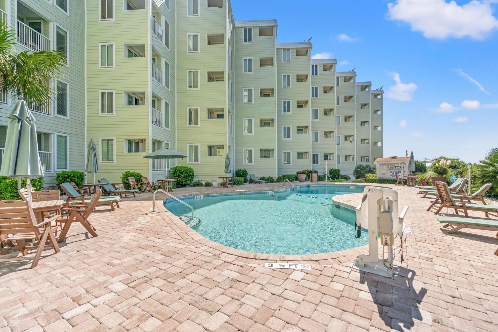 9400 Shore Dr.  Photo 21