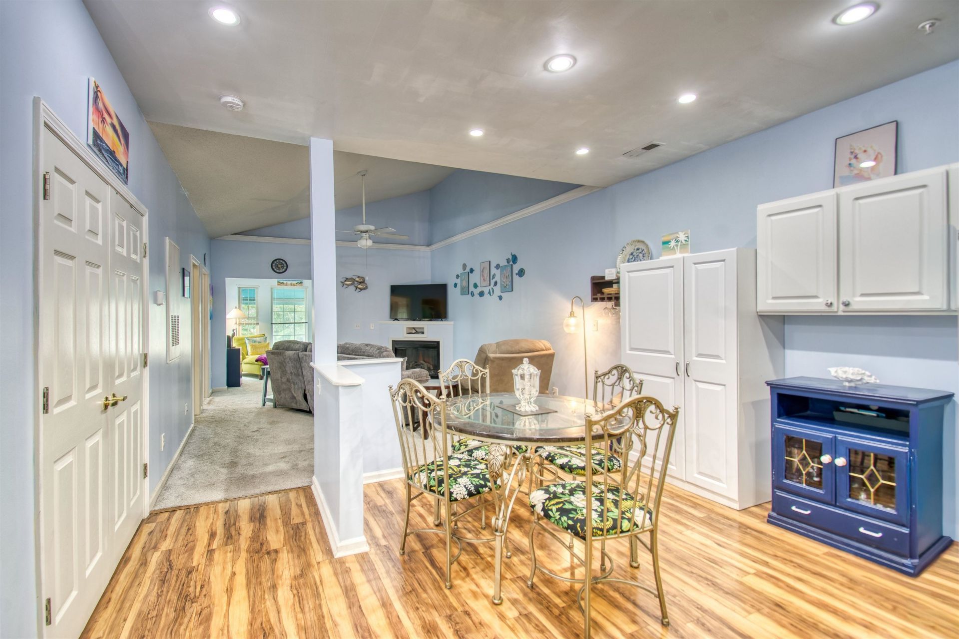 9768 Leyland Dr. Photo 5