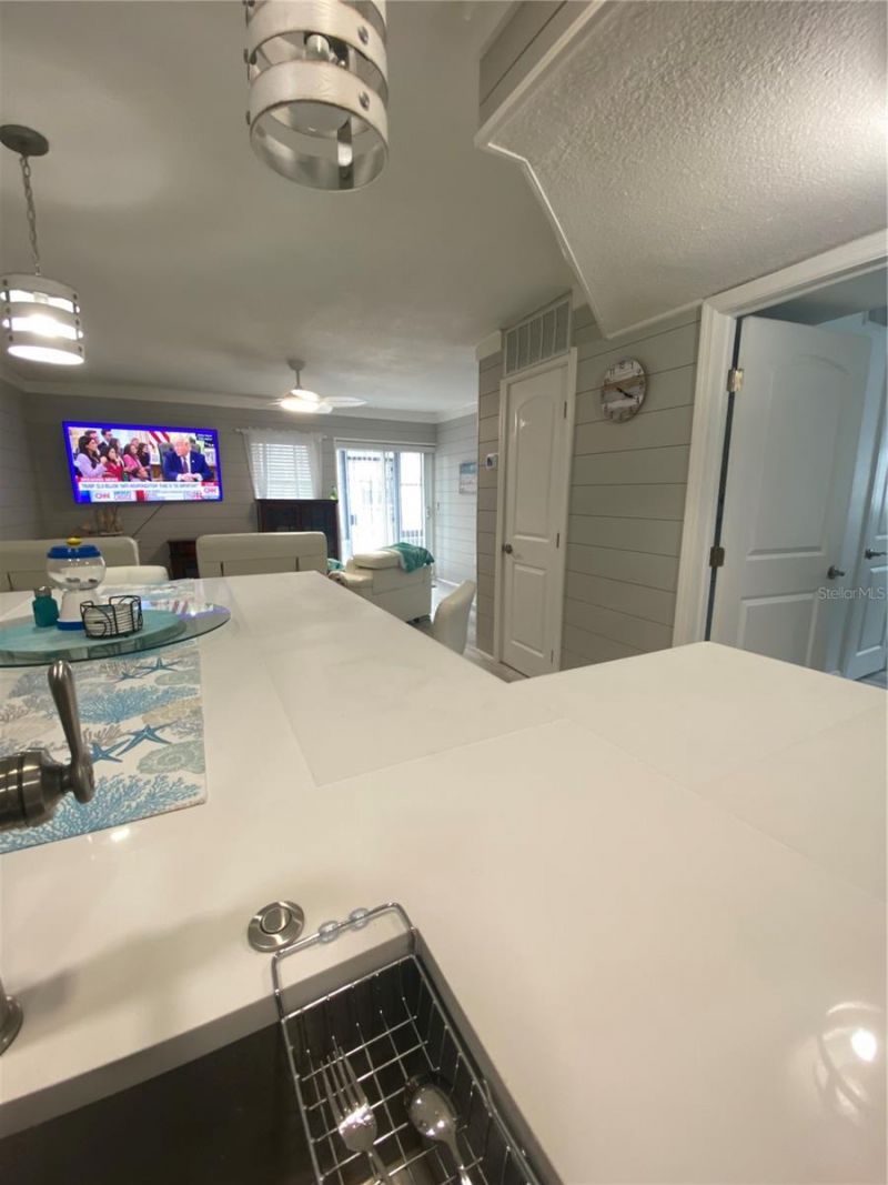 230 Medallion Boulevard, Unit D, Madeira Beach, FL 33708 Photo