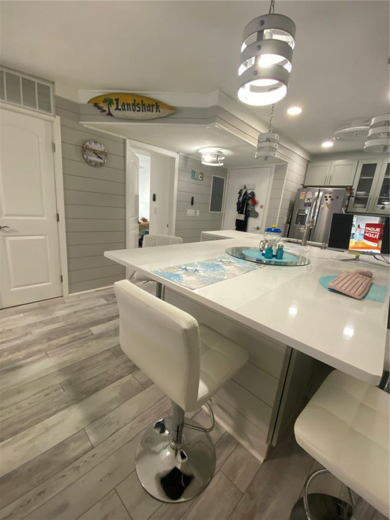 230 Medallion Boulevard, Unit D, Madeira Beach, FL 33708 Photo