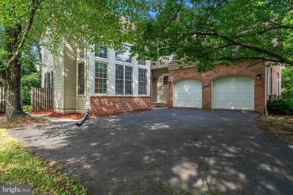 9110 TALLFIELD COURT, LANHAM, MD 20706