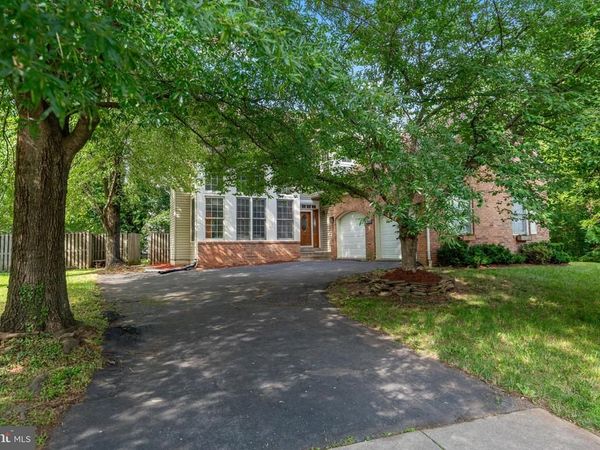 9110 TALLFIELD COURT, LANHAM, MD 20706