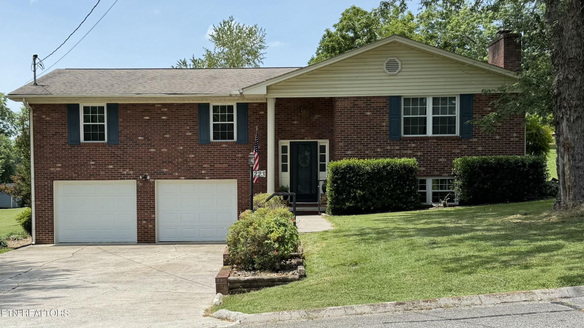223 Candora Rd, Maryville, TN 37804 Main Photo