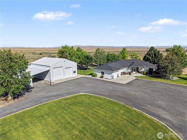 2328 Rd 10.2 NE, Moses Lake, WA 98837