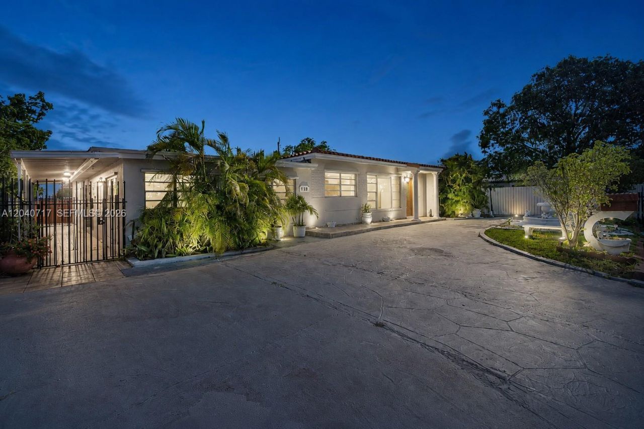 491 W 35th Pl, Hialeah, FL 33012 Photo