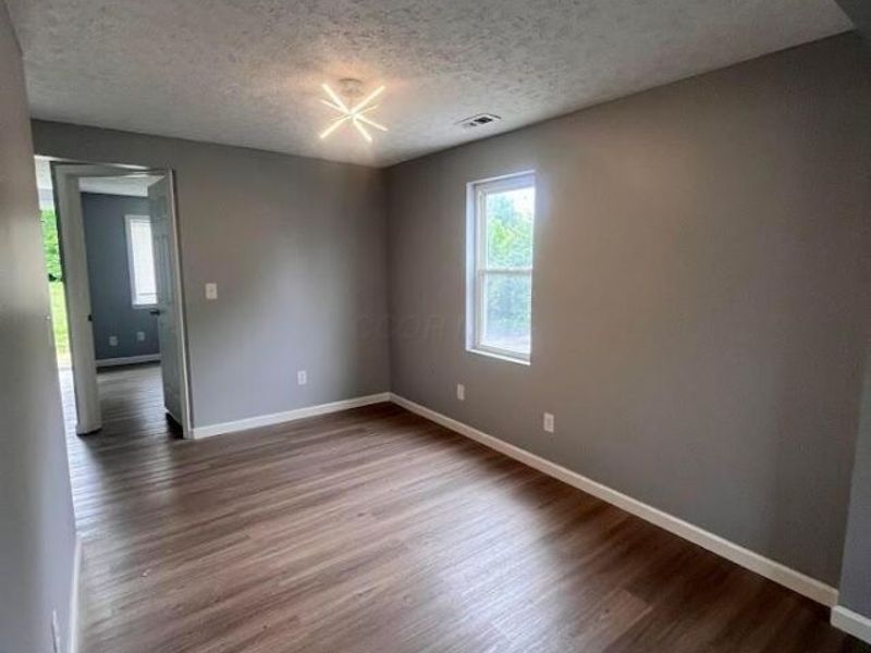2880 Bulen Avenue, Columbus, OH 43207 Photo 6