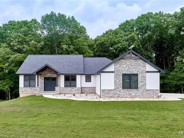 105 Merz Meadows Drive, Troy, MO 63379