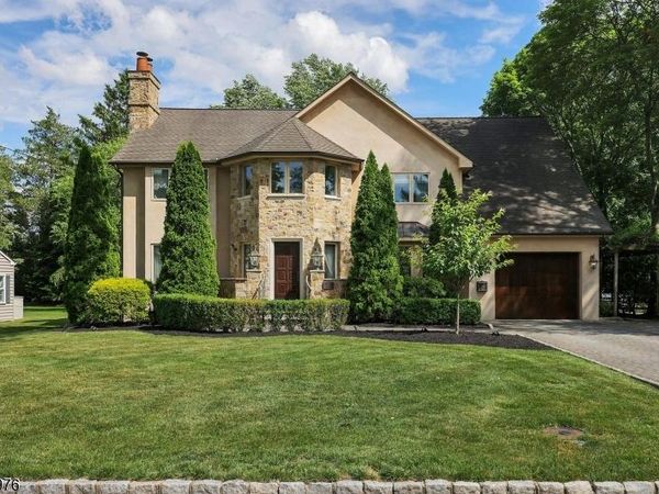 2 Estelle Pl, Cranford, NJ 07016