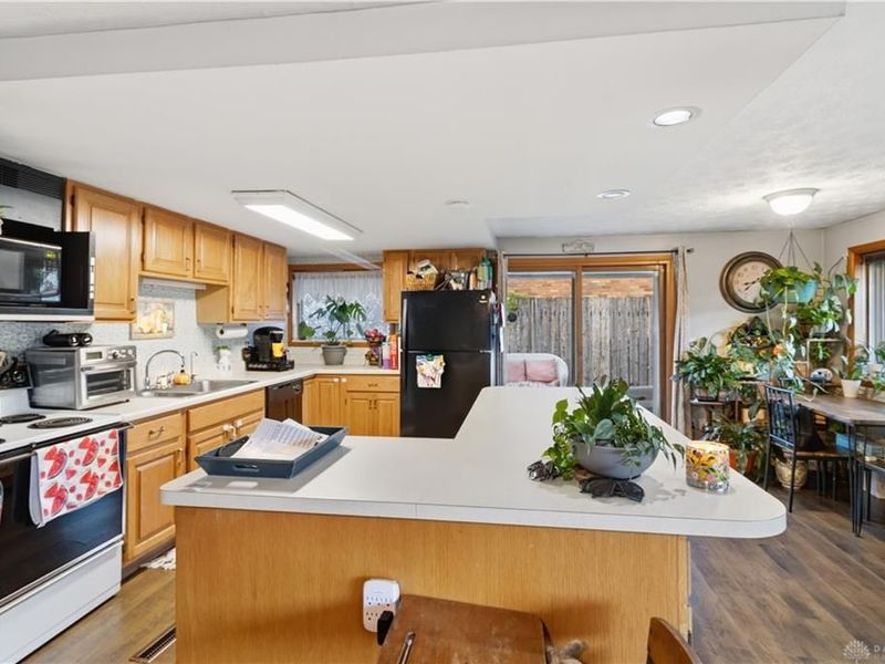 3795 Cordell Drive, Kettering, OH 45439 Photo 10
