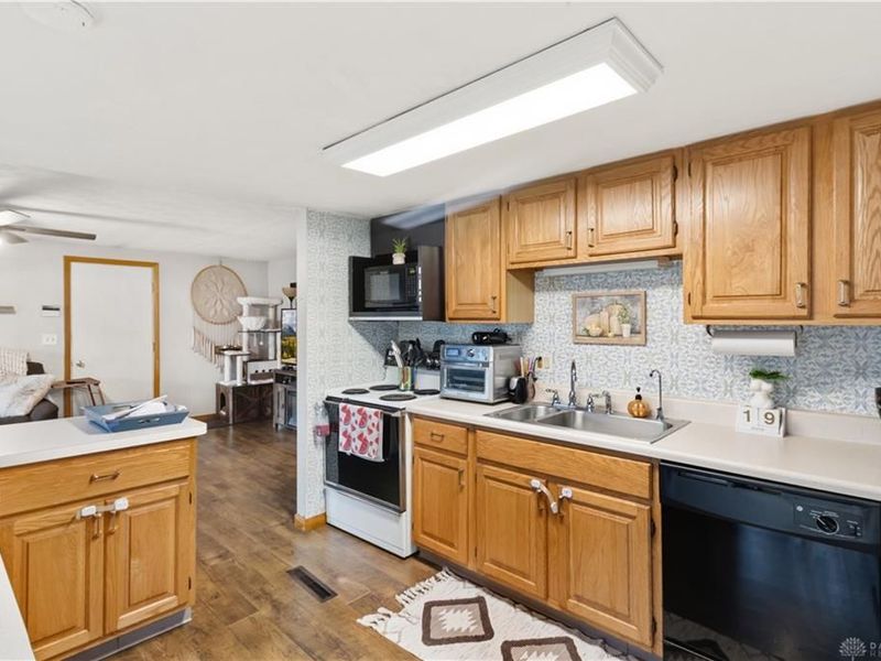 3795 Cordell Drive, Kettering, OH 45439 Photo 12