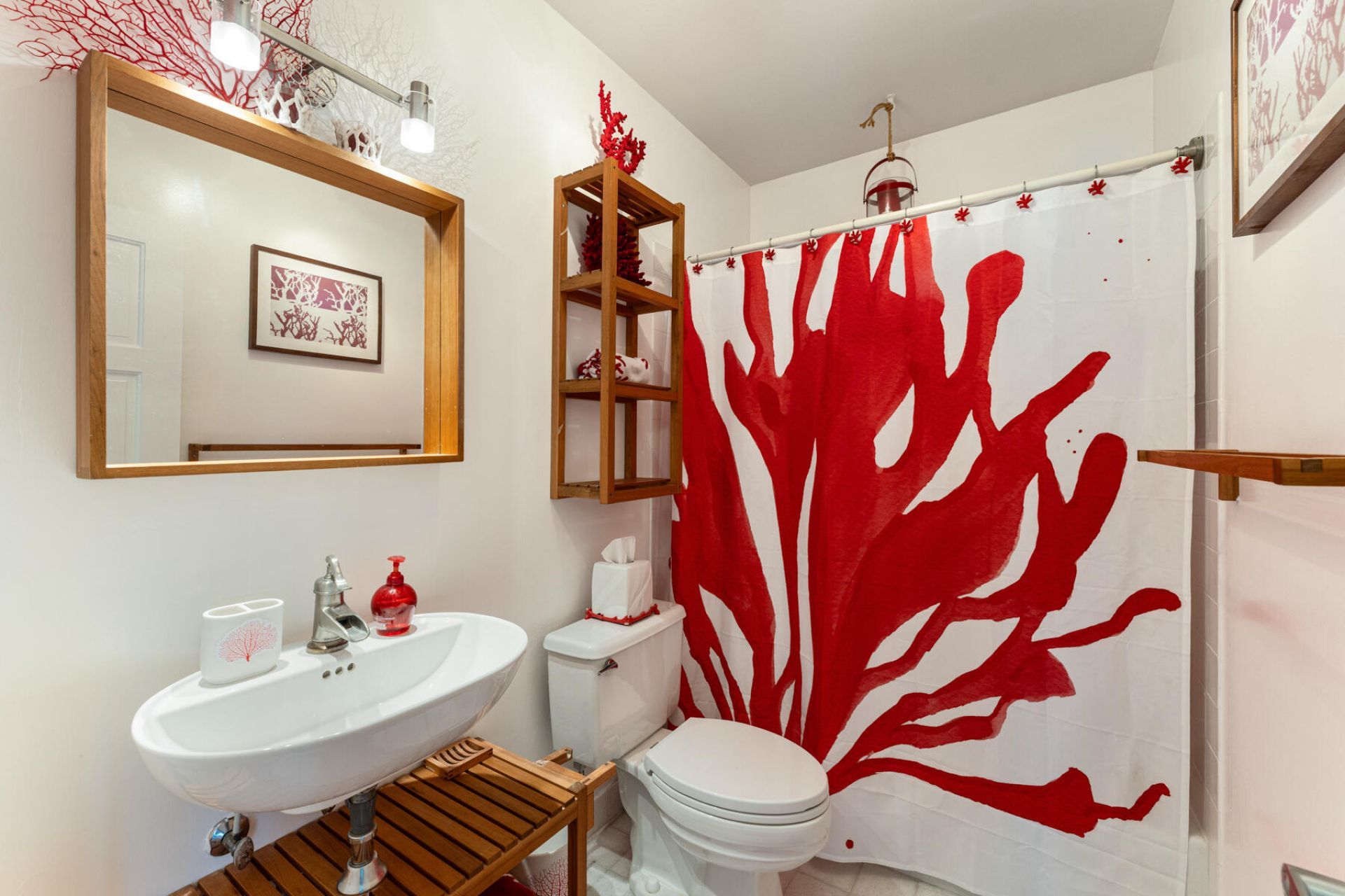140 Iroquois Drive, Islamorada, FL 33036 Photo