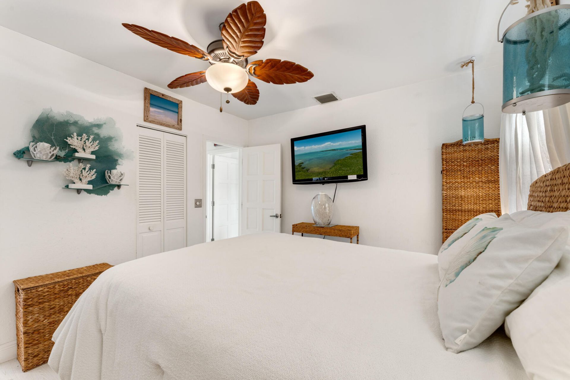 140 Iroquois Drive, Islamorada, FL 33036 Photo