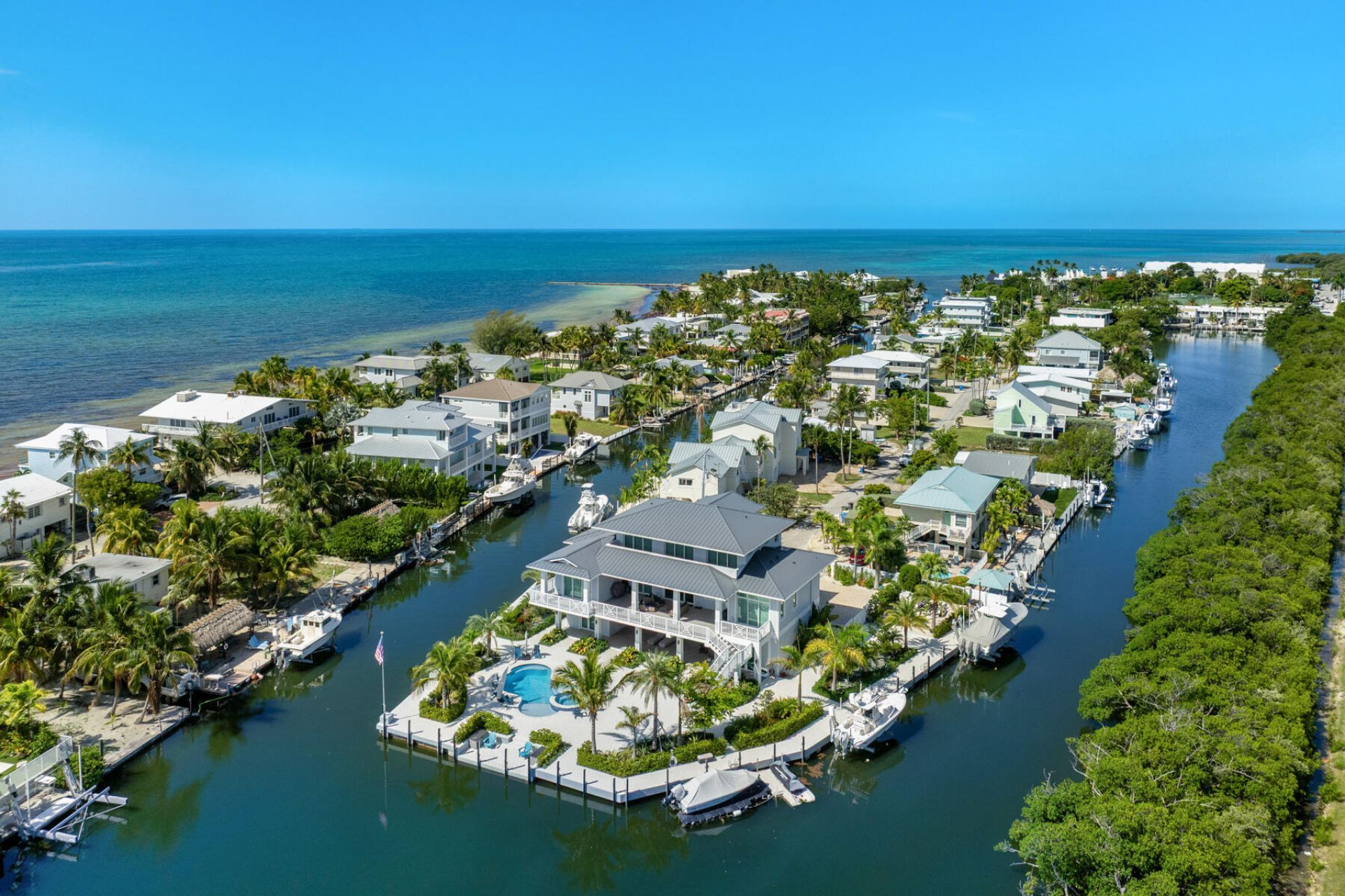140 Iroquois Drive, Islamorada, FL 33036 Photo