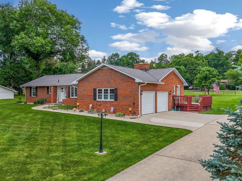 1030 Rhoda Lane NE, Lancaster, OH 43130 Photo 1