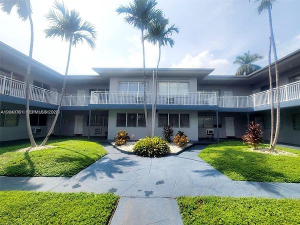 350 75th St , Unit 205, Miami Beach, FL 33141