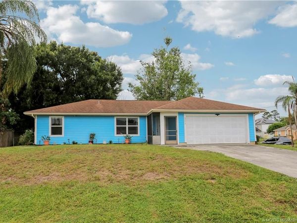 4453 SW Bradbury Street , Port St Lucie, FL 34953