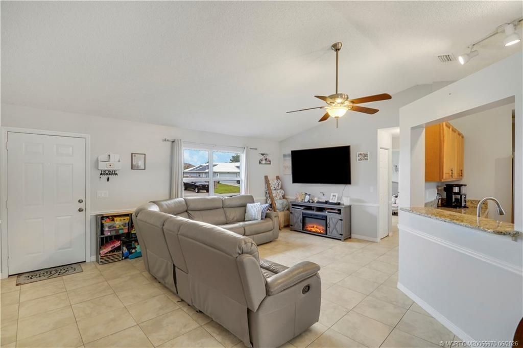 4453 SW Bradbury Street , Port Saint Lucie, FL 34953 Photo