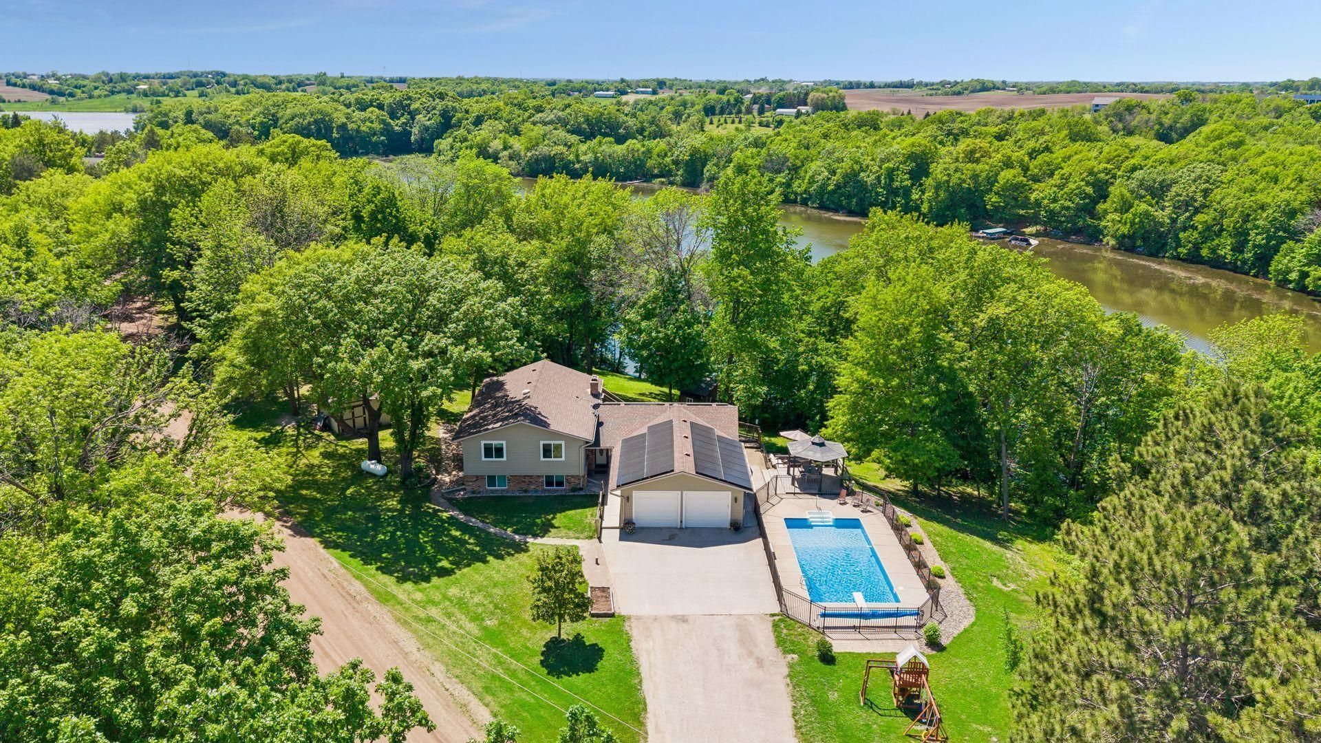 1233 Crofoot Avenue NW, Buffalo, MN 55313
