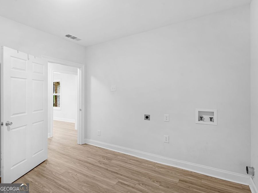 Property Image 77