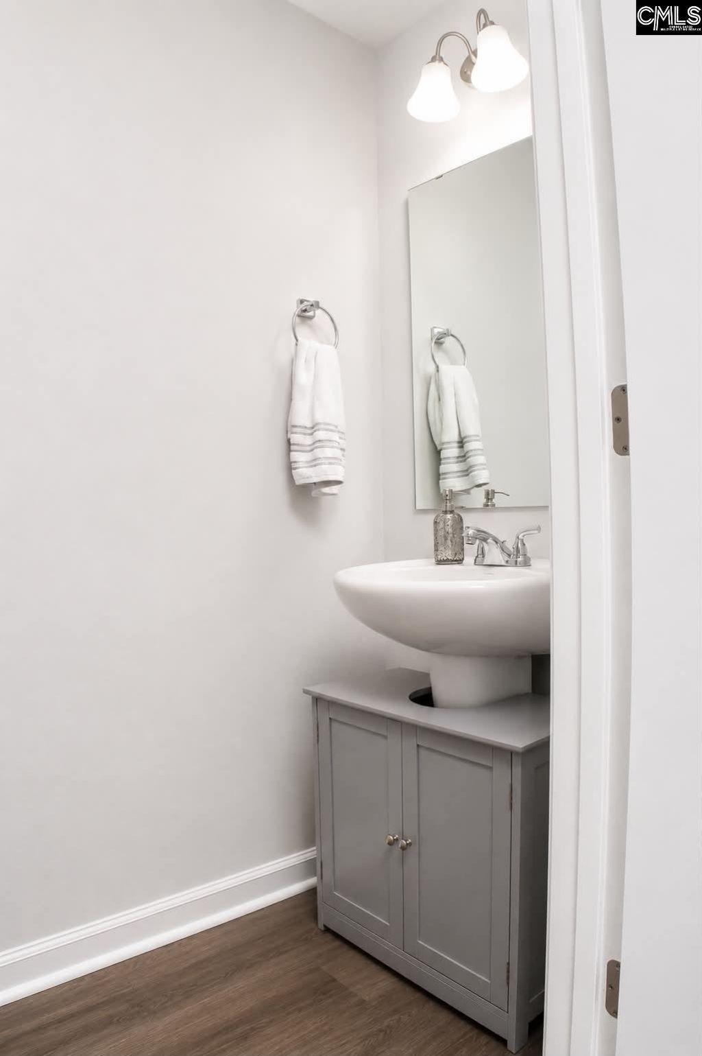 31 Yellow Dwarf Lane Photo 4
