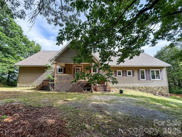386 Arrowhead Trail , Columbus, NC 28722