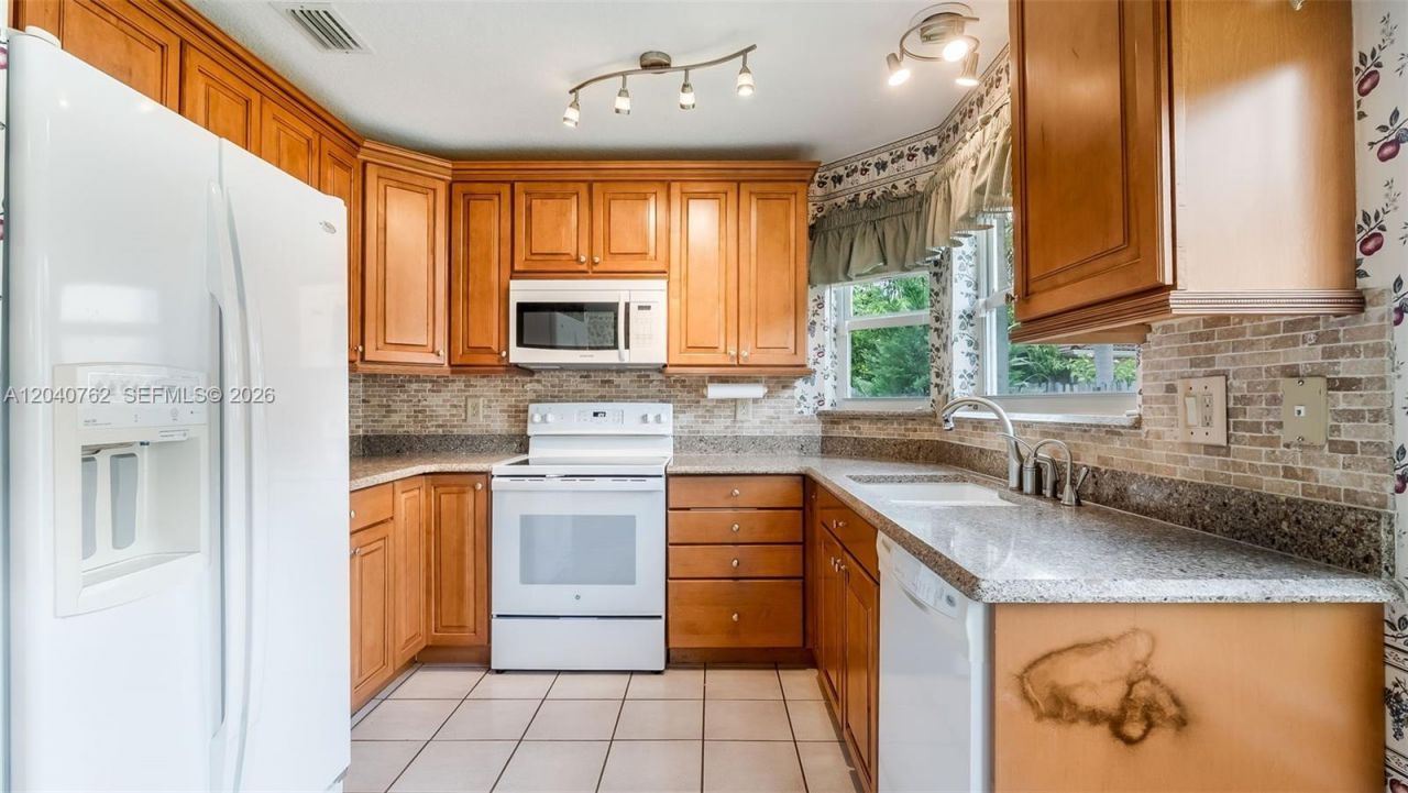 11295 Roundelay Rd , Cooper City, FL 33026 Photo
