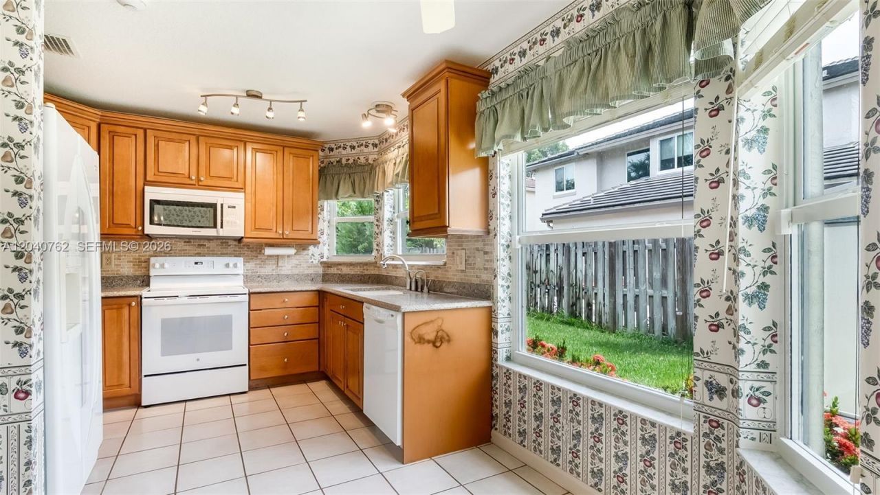11295 Roundelay Rd , Cooper City, FL 33026 Photo