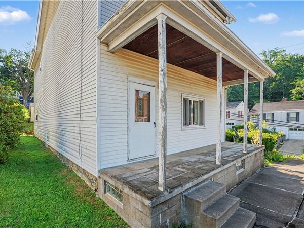 2 Scotia St, Pittsburgh, PA 15205